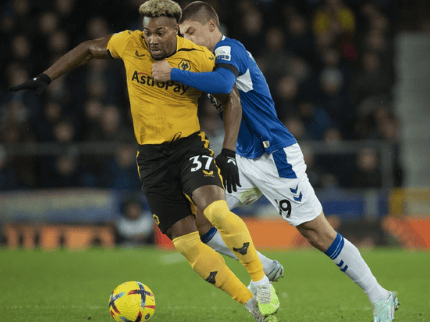 爱游戏网页版-关于阿斯顿维拉国际比赛日远射贴柱；志在葡超名次提升；媒体盛赞；赛程密集仍需轮换的信息