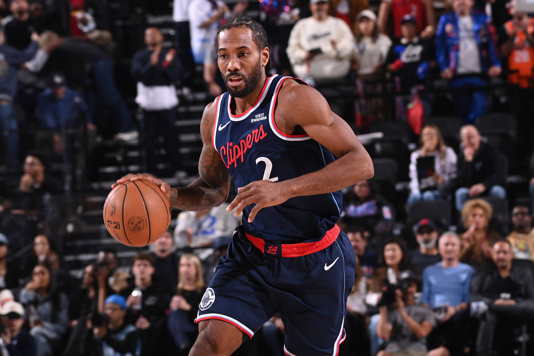 爱游戏网页版-加时末段NBA总决赛焦点战，洛杉矶快船队长鼓劲，震撼外界，年轻球员得到机会的简单介绍